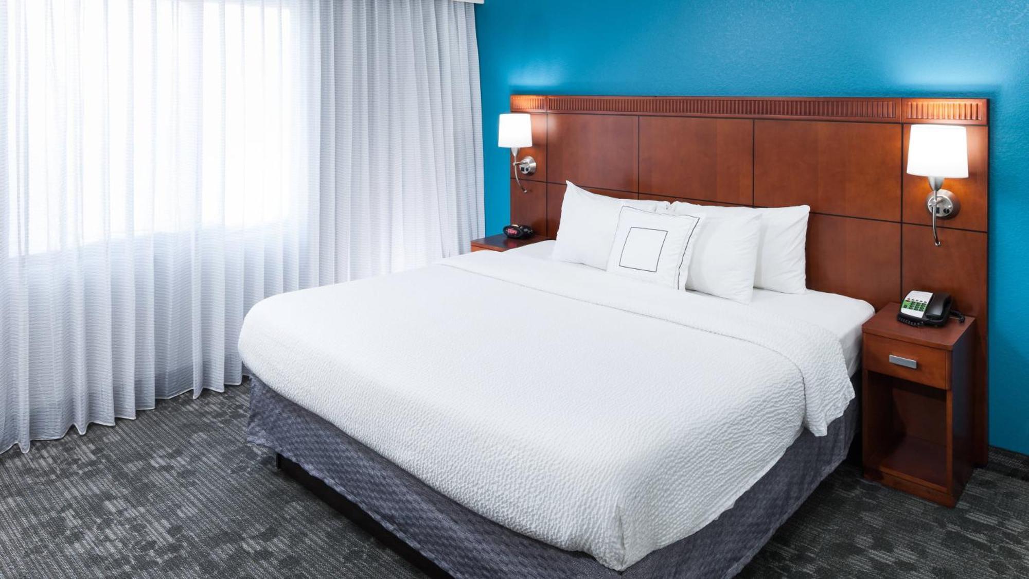 Hotel Courtyard By Marriott 3*